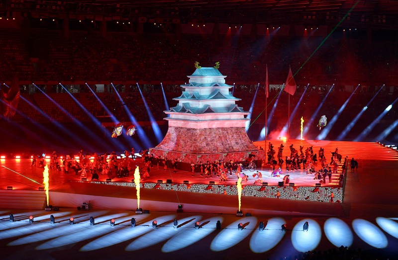 Upacara pembukaan Asian Games Aichi-Nagoya 2026 di Stadion Paloma Mizuho, ​​Nagoya, Jepang, Sabtu (19/9/2026). (REUTERS/Anushree Fadnavis)