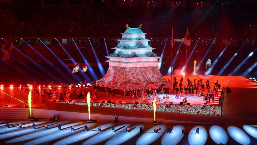 Upacara pembukaan Asian Games Aichi-Nagoya 2026 di Stadion Paloma Mizuho, ​​Nagoya, Jepang, Sabtu (19/9/2026). (REUTERS/Issei Kato)