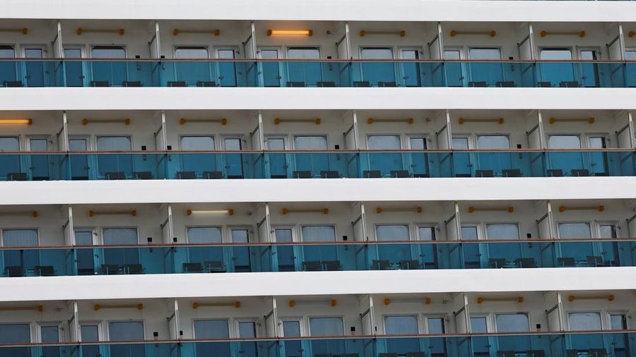 Kapal pesiar Italia Costa Serena, yang akan berfungsi sebagai perkampungan atlet sementara terapung selama Asian Games Aichi-Nagoya 2026, berada di Pelabuhan Nagoya. (REUTERS/Edgar Su)
