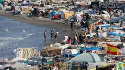 Menanti Tempat Berlindung, Migran Bertahan di Tenda Darurat Ceuta