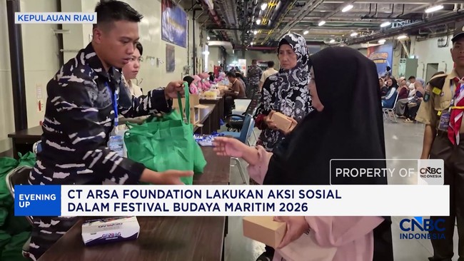 Video:CT Arsa Foundation Lakukan Aksi Sosial diFestival Budaya Maritim