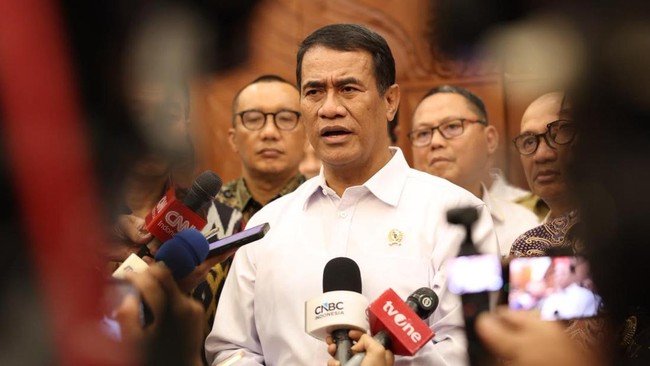 Perkuat Pasokan Beras Premium ke Ritel, Mentan Beri Pesan Ini ke Bulog