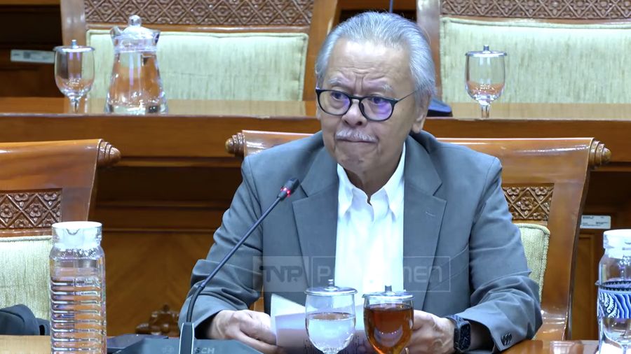 Erry Riyana Hardjapamekas, Wakil Ketua KPK periode 2003-2007.. (YouTube/TVR Parlemen)