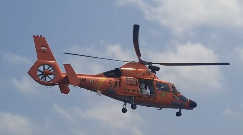 Tim Basarnas kembali berhasil mengevakuasi dua korban kecelakaan KM Virgo Transport 8 yang tenggelam di perairan Laut Jawa, Kalimantan Selatan, Senin (21/9/2026). (Dok. Basarnas)