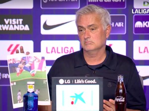 Atletico Madrid Balas Aksi Jose Mourinho: Setop Lecehkan Wasit!
