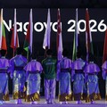 Pemandangan umum bendera negara-negara peserta berkibar dalam upacara pembukaan Asian Games Aichi-Nagoya 2026, di Stadion Paloma Mizuho, Nagoya, Jepang, (19/9/2026). (REUTERS/Eloisa Lopez))