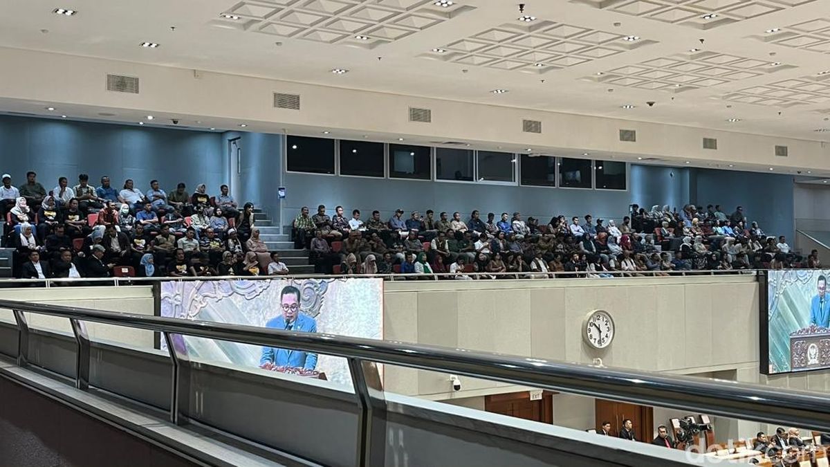 Saat Pengesahan RUU Agraria di DPR Dipenuhi 'Fraksi Balkon'
