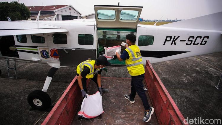 Garam NaCl Disiapkan untuk Operasi Modifikasi Cuaca di Langit Jabodetabek