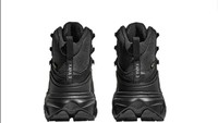  Cari Sepatu Hiking yang Empuk dan Stabil? Coba Hoka Kaha 3 GTX 