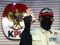 Konferensi pers peristiwa tertangkap tangan terduga pelaku TPK pemerasan pemerintah Kabupaten Bolaang Wongondow Utara, Sulawesi Utara, Gedung KPK, Jakarta, Selasa (22/9/2026). (CNBC Indonesia/Muhammad Sabki)