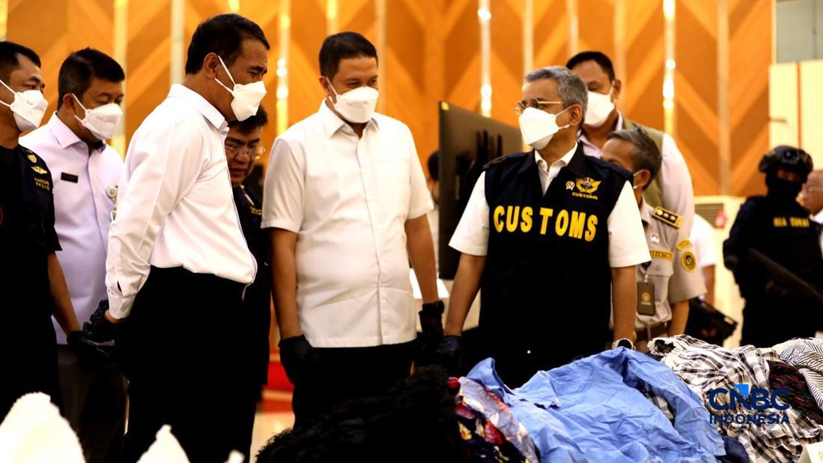 Kronologi Penindakan Impor Beras, Garam dan Pakaian Bekas Ilegal Rp27 M
