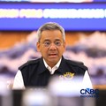 Menteri Keuangan (Menkeu), Suahasil Nazara saat menyampaikan pemaparan dalam Konferensi Pers Penindakan Impor Ilegal Beras, Garam, dan Balpres di Kantor Pusat Bea Cukai, Jakarta, Selasa (22/9/2026). (CNBC Indonesia/Tri Susilo)