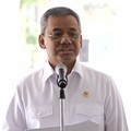 Menteri Keuangan Suahasil Nazara menyampaikan keterangan pers terkait pelunasan hutang BLBL di Istana Merdeka, Jakarta, Selasa (22/9/2026). (YouTube/Sekretariat Presiden)