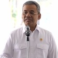 Menteri Keuangan Suahasil Nazara menyampaikan keterangan pers terkait pelunasan hutang BLBL di Istana Merdeka, Jakarta, Selasa (22/9/2026). (YouTube/Sekretariat Presiden)