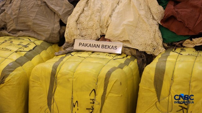 Bea Cukai Gagalkan Balpres Pakaian Bekas Rp11,44 M Masuk RI
