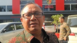 KPK Periksa Sekda Banyumas Terkait Kasus Korupsi Unsoed