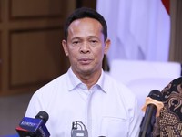 Direktur Keamanan Khusus (Dirkamsus) Baintelkam Polri Brigjen Pol. Antonius Dwi Hendro Sunarko dalam Focus Group Discussion (FGD) dan Joint Commitment Transformasi Ekosistem Tata Kelola Layanan SKCK Terintegrasi dalam Mendukung Integrasi Pelayanan Pu