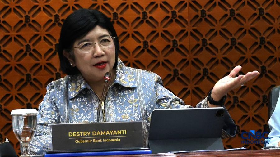 Gubernur Bank Indonesia, Destry Damayanti saat memberi laporan Konferensi Pers Hasil Rapat Dewan Gubernur (RDG) Bulan September 2026 di Ruang Konferensi Pers, Gedung Thamrin Lantai 1, Bank Indonesia, Jakarta Pusat, Rabu (23/9/2026).