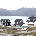 Kawasan pelabuhan lama di Nuuk, Greenland, pada 22 September 2026. (Tangkapan Layar Video Reuters/)