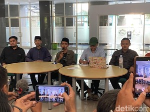 DEMA UINSA Minta Bukti Tertulis Muzakki Mundur dari Rektor