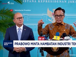 Prabowo Minta Hambatan Industri Tekstil Dihapus