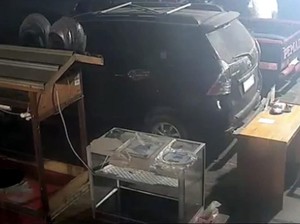 Selang Relawan di Kalteng Dicuri Saat Petugas Kelelahan Padamkan Karhutla