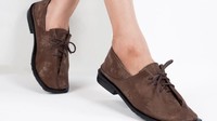 Bingung Pilih Sepatu untuk Batik? Ini 5 Tips Padu Padan Flat Shoes