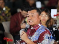 Deputy Director Commercial PT Surveyor Indonesia, M. Chairudin menyampaikan paparan dalam acara Coffe Morning di Parle, Senayan, Jakarta, Kamis (24/9/2026). (CNBC Indonesia/Tri Susilo)
