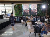 Deputy Director Commercial PT Surveyor Indonesia, M. Chairudin menyampaikan paparan dalam acara Coffe Morning di Parle, Senayan, Jakarta, Kamis (24/9/2026). (CNBC Indonesia/Tri Susilo)