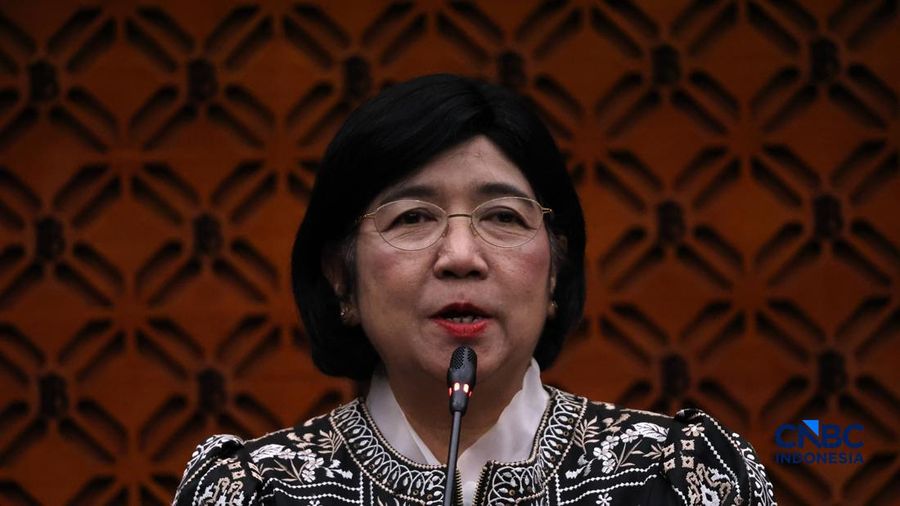 Gubernur BI Destry Damayanti dalam Konferensi Pers Sinergi Kebijakan Moneter & Fiskal di Ruang Konferensi Pers, Gedung Thamrin Lantai 1, Bank Indonesia, Jakarta Pusat, Kamis (24/9/2026). (CNBC Indonesia/Muhamad Sabki)