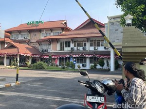 KPK Sita Ratusan Juta Rupiah di Kanwil BPN Jatim, Uang Suap Lampri?
