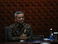 Menteri Keuangan Suahasil Nazara  dalam Konferensi Pers Sinergi Kebijakan Moneter & Fiskal di Ruang Konferensi Pers, Gedung Thamrin Lantai 1, Bank Indonesia, Jakarta Pusat, Kamis (24/9/2026). (CNBC Indonesia/Muhamad Sabki)