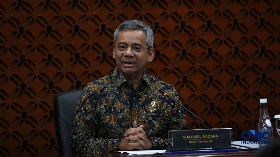 Menteri Keuangan Suahasil Nazara  dalam Konferensi Pers Sinergi Kebijakan Moneter & Fiskal di Ruang Konferensi Pers, Gedung Thamrin Lantai 1, Bank Indonesia, Jakarta Pusat, Kamis (24/9/2026). (CNBC Indonesia/Muhamad Sabki)