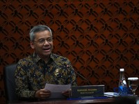Menteri Keuangan Suahasil Nazara  dalam Konferensi Pers Sinergi Kebijakan Moneter & Fiskal di Ruang Konferensi Pers, Gedung Thamrin Lantai 1, Bank Indonesia, Jakarta Pusat, Kamis (24/9/2026). (CNBC Indonesia/Muhamad Sabki)