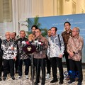 Menteri Pendidikan Tinggi Sains dan Teknologi (Mendiktisaintek) Brian Yuliarto saat menyampaikan keterangan kepada awak media di Istana Negara, Kamis (24/9/2026). (CNBC Indonesia/Emir Yanwardhana)