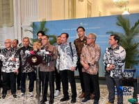 Menteri Pendidikan Tinggi Sains dan Teknologi (Mendiktisaintek) Brian Yuliarto saat menyampaikan keterangan kepada awak media di Istana Negara, Kamis (24/9/2026). (CNBC Indonesia/Emir Yanwardhana)