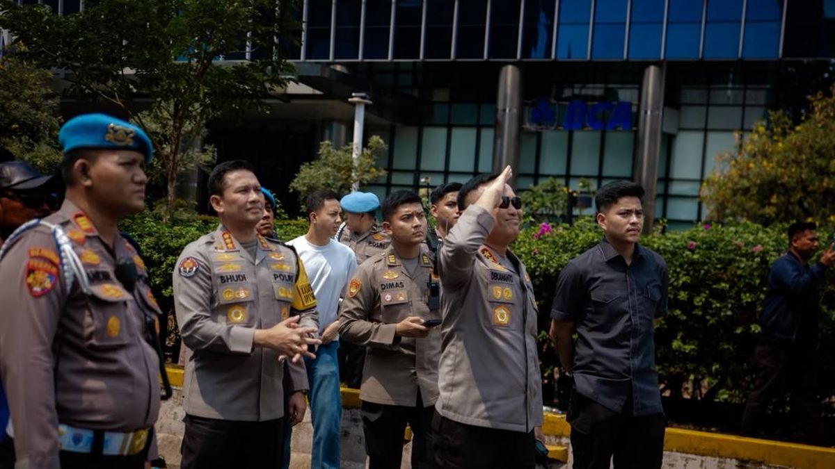 Massa Bubar, Polda Metro Apresiasi Penyampaian Aksi Berakhir Tertib — NadiKabar.com