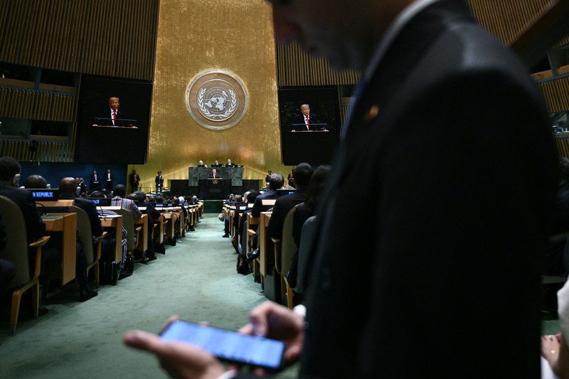 Presiden AS Donald Trump berbicara dalam Sidang Majelis Umum Perserikatan Bangsa-Bangsa ke-81 di Markas Besar PBB di New York City, AS, pada 22 September 2026. (BRENDAN SMIALOWSKI/Pool via REUTERS)