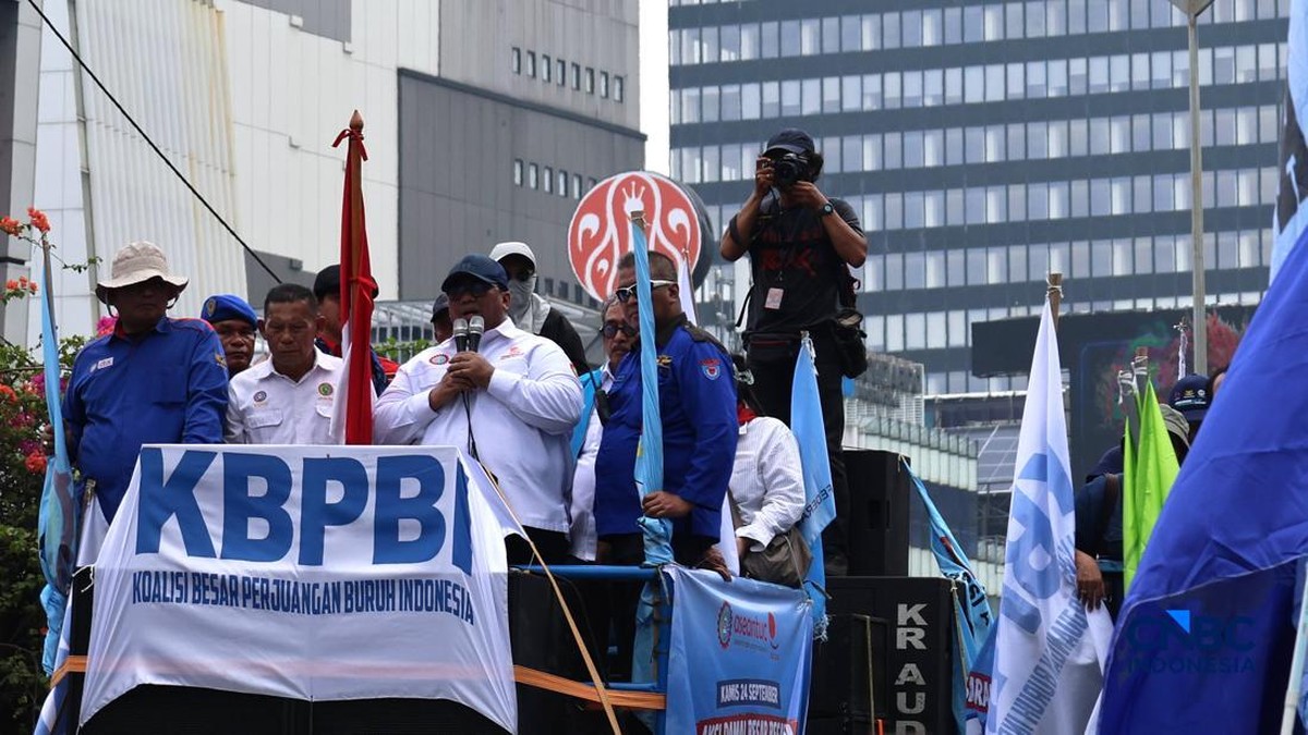 Bos Buruh Ancam Bawa 100.000 Orang Demo Lanjutan Saat Orasi di Thamrin