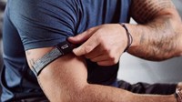 Smartwatch Kurang Akurat di Kolam? Ini Cara Pantau Detak Jantung