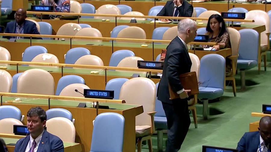 Sejumlah delegasi melakukan aksi walkout atau meninggalkan ruangan saat para pemimpin Turki, Amerika Serikat, dan Iran menyampaikan pidato dalam Sidang Umum Perserikatan Bangsa-Bangsa (PBB) pada 22 dan 23 September. Sejumlah delegasi melakukan aksi walkout atau meninggalkan ruangan saat para pemimpin Turki, Amerika Serikat, dan Iran menyampaikan pidato dalam Sidang Umum Perserikatan Bangsa-Bangsa (PBB) pada 22 dan 23 September.