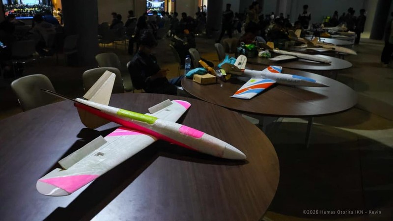 Ibu Kota Nusantara (IKN) menjadi arena bagi 94 tim mahasiswa dari 43 perguruan tinggi di Indonesia untuk menguji kemampuan dan inovasi teknologi wahana udara nirawak (Unmanned Aerial Vehicle/UAV) dalam Final Kontes Robot Terbang Indonesia (KRTI) 2026 yang berlangsung pada 21-25 September 2026.