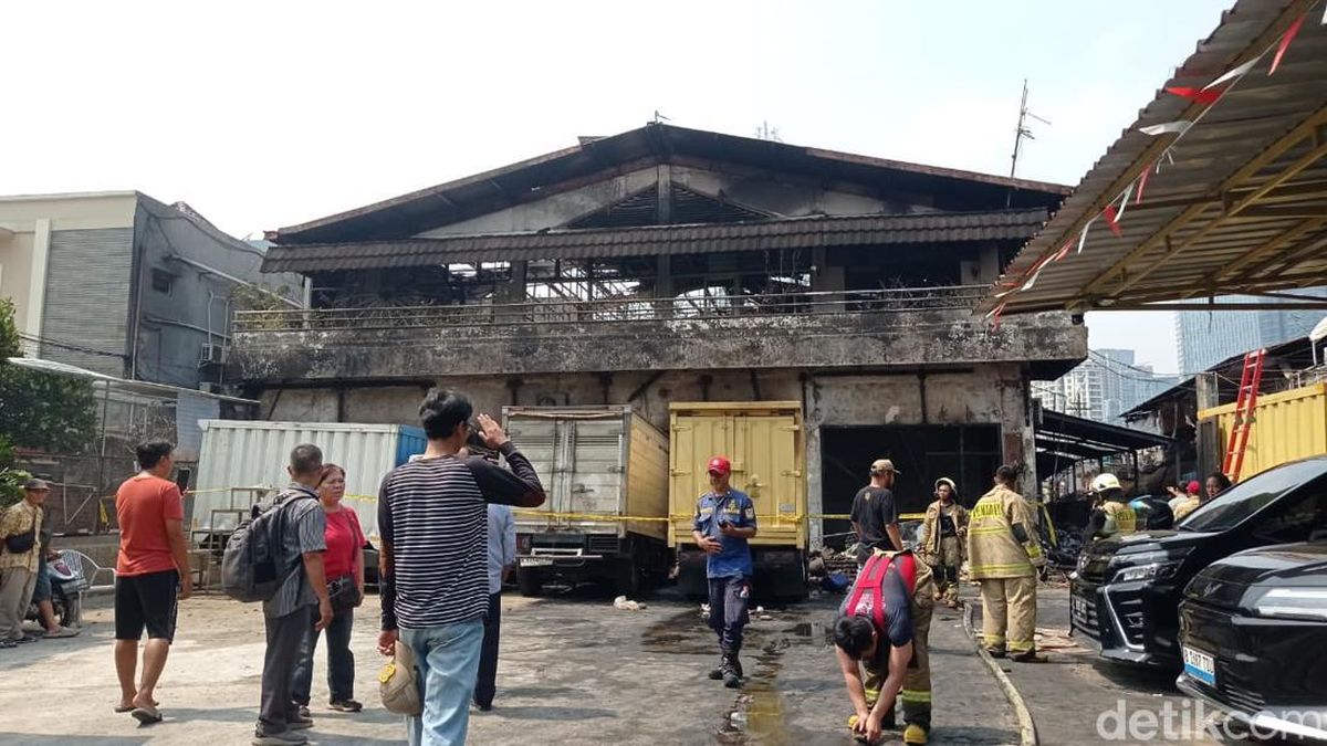 Ilustrasi berita Nasional: Kebakaran Gudang di Jaksel Padam Usai 6 Jam, Damkar Ungkap Kendala