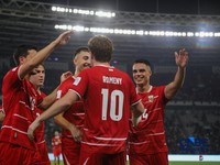 Pemain Timnas Indonesia Ole Romeny melakukan selebrasi usai mencetak gol laga melawan Timnas Singapura dalam FIFA ASEAN CUP 2026 di Stadion Utama Gelora Bung Karno (SUGBK), Senayan, Jakarta, Jumat (25/9/2026). (CNBC Indonesia/Faisal Rahman)