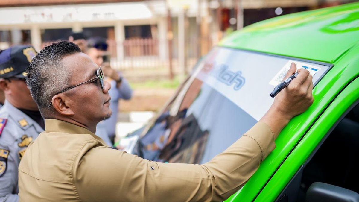 Surat Tak Lengkap, Puluhan Angkot di Kota Bogor Ditindak Petugas Gabungan — NadiKabar.com