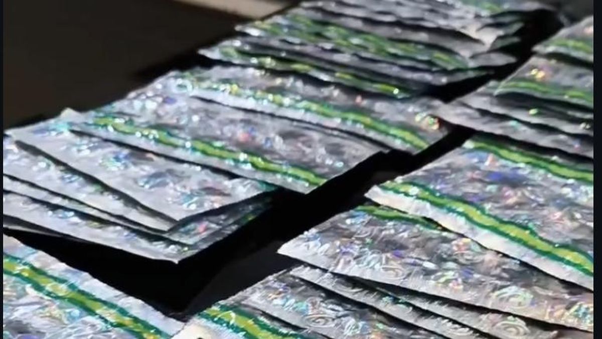 Ilustrasi berita Nasional: 2 Pengedar Obat Keras di Bogor Ditangkap, Ratusan Tramadol Disita
