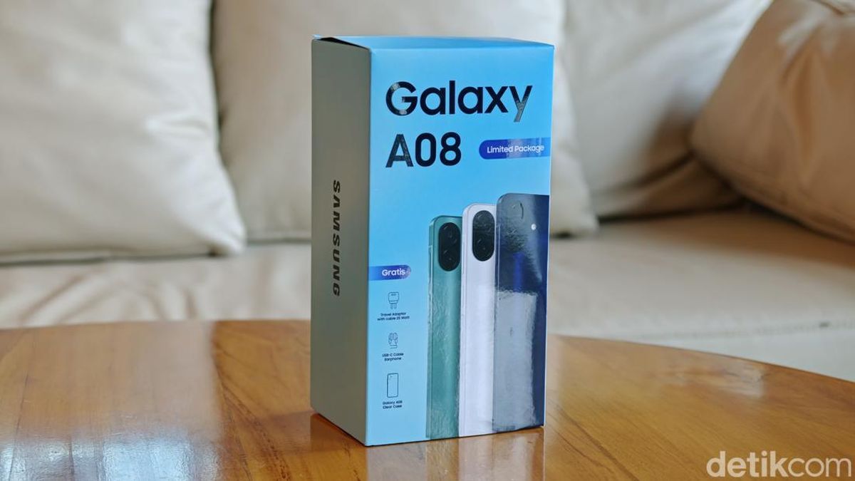 Unboxing Samsung Galaxy A08, Baterai 6.000 mAh Bisa Dicicil Rp 200 Ribuan — NadiKabar.com