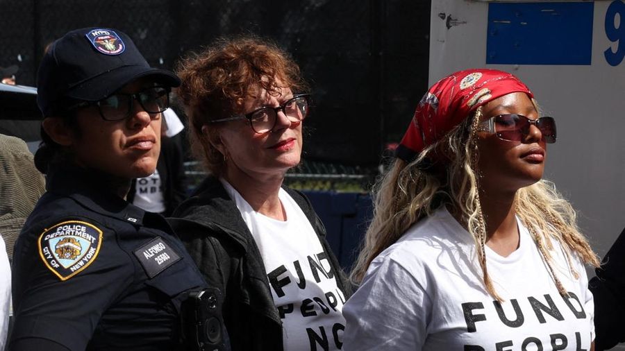 Actor Susan Sarandon is detained during a protest ahead of Israeli Prime Minister Benjamin Netanyahu's address to the United Nations 81st General Assembly in New York City, U.S., September 24, 2026. REUTERS/Shannon Stapleton     TPX IMAGES OF THE DAY