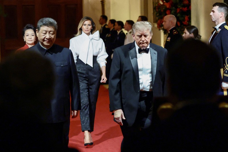 US President Donald Trump and first lady Melania Trump prepare to welcome Chinese President Xi Jinping and his wife, Peng Liyuan, at the North Portico of the White House for a state dinner in Washington, D.C., US, September 24, 2026. REUTERS/Kylie Cooper