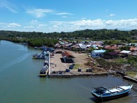 Wajah lama pesisir di Desa Tongke-tongke sebelum hadir KNMP. (Dok. Humas KKP)